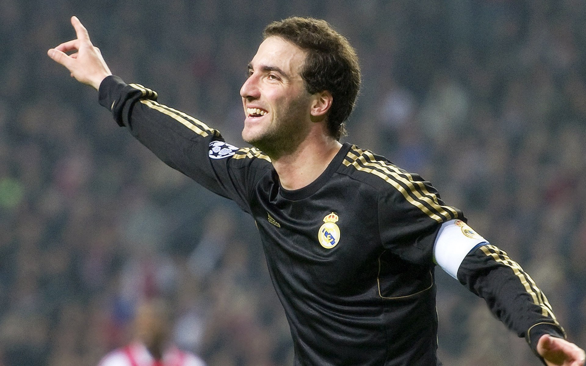 开云体育在线赛事直播-基层足球教练职业发展受限，足球教练就业前景分析