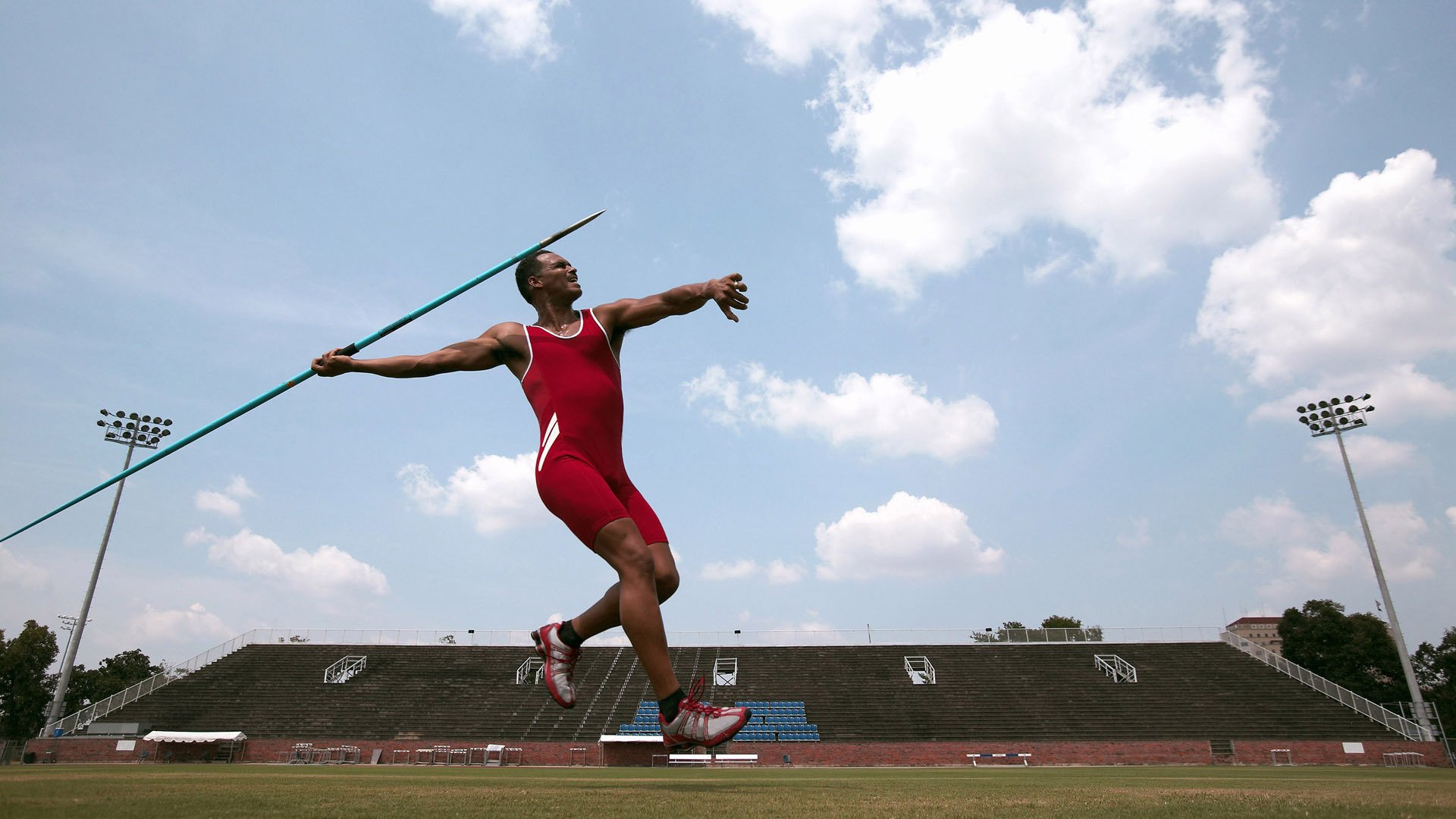 圣卢西亚山地自行车赛盛大开启,圣卢西亚著名景点