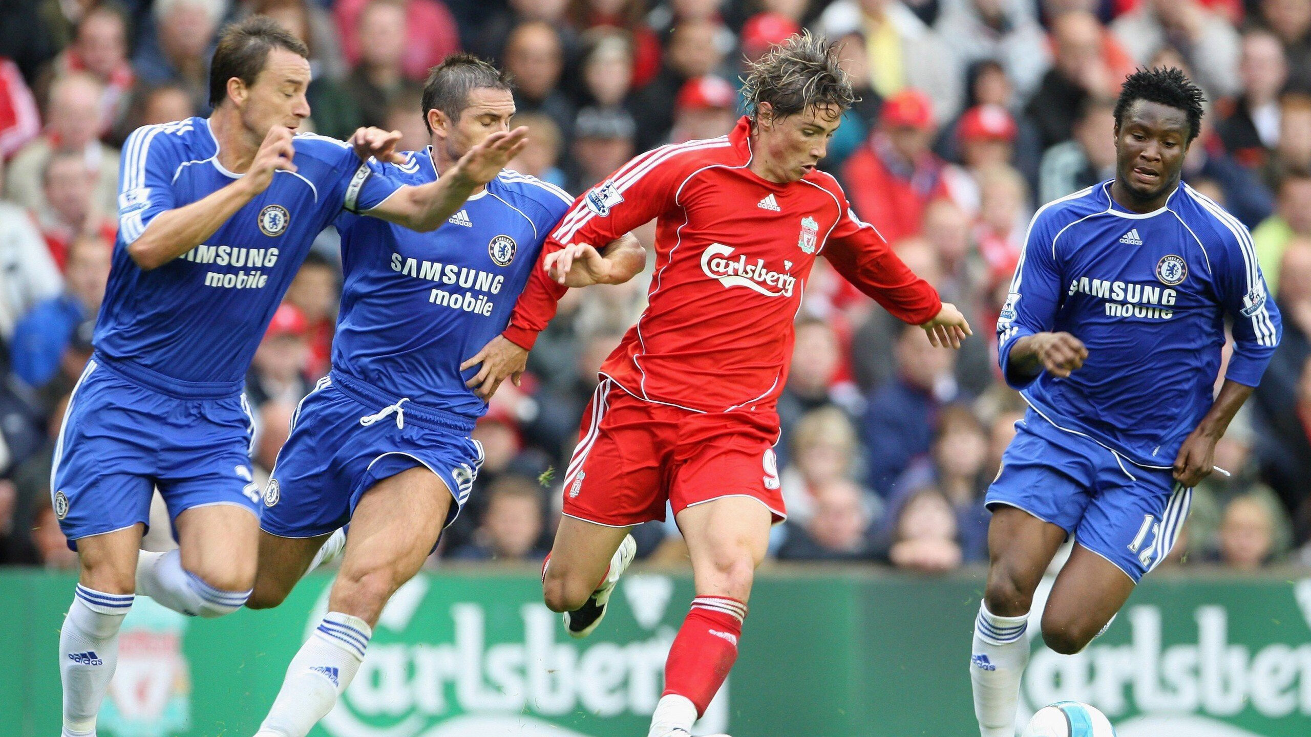 新西兰橄榄球队击败强敌,夺得年度冠军,新西兰橄榄球第一人